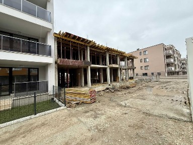 Тристаен апартамент в нова жилищна сграда, 