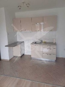 Дава се под нем двустаен апартамент в Каменица1!