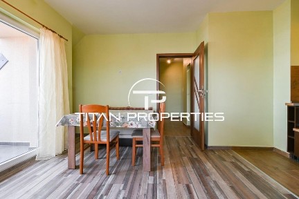 Двустаен, под наем, ж. к Левски В