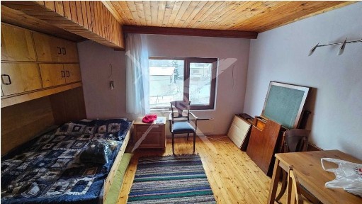 Къща във в. з. Киноцентъра № 99577