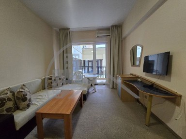 Едностаен с паркомясто Златни пясъци