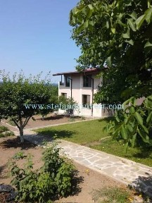 Къща в село Господиново до гр. Бяла / Варна Област