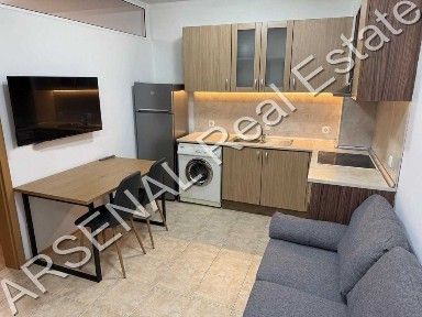 Тристаен апартамент под наем, Хаджи Димитър