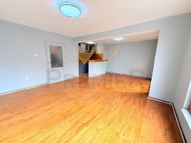 Област Варна, гр. Варна, Зимно кино Тракия