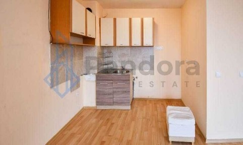 Двустаен апартамент под наем в кв. Младост 4