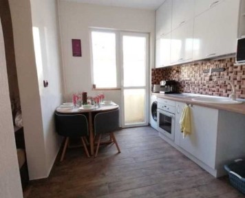 Луксозен Двустаен ап Център НДК