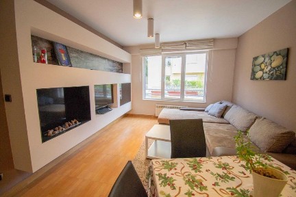 Тристаен ап. жк. Витоша