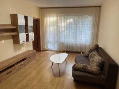 Тристаен ап. в жк. Редута