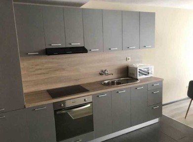 Тристаен, Белите брези