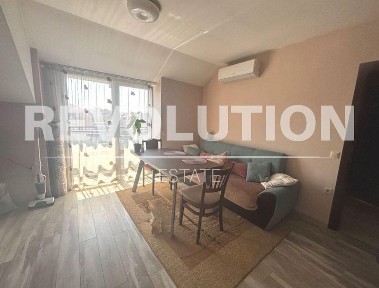 Стая от апартамент в района на Зимно кино Тракия!