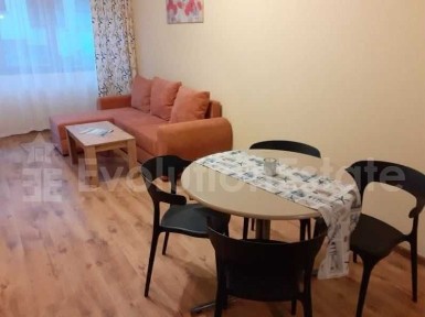 Двустаен апартамент в район ХЕИ