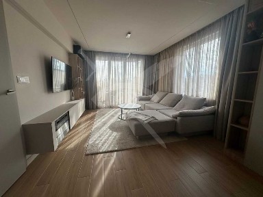 Тристаен апартамент в кв. Кръстова вада № 98958