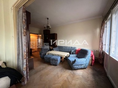 Просторен тристаен апартамент ул. Цар Иван Асен II