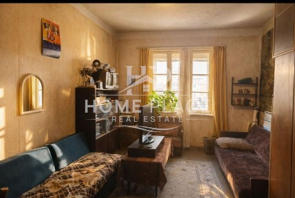 Тристаен Апартамент - Център