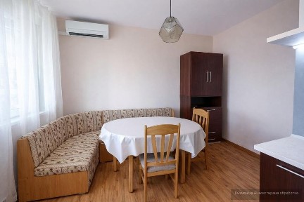 Тристаен апартамент в гр. Варна, Зимно кино Тракия!