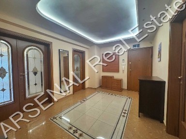 Четиристаен апартамент под наем, Дианабад