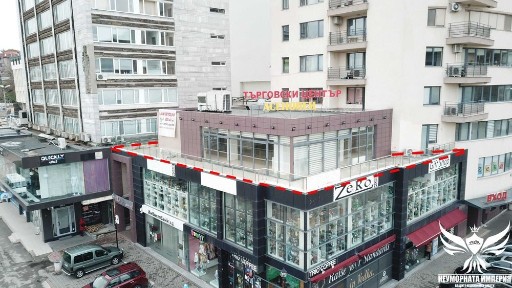 Под наем офиси/търговски помещения/магазини/складове с площ от 465кв. в гр. Асеновград топ център