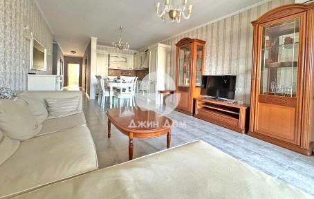 Тристаен апартамент с ГЛЕДКА МОРЕ в к-с „Каса Реал“ гр. Свети Влас