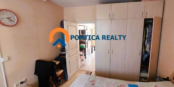 Двустаен апартамент в центъра на стария град Поморие