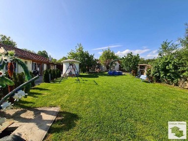 170252 Работеща къща за гости в с. Туркинча, на 20 км. от В. Търново
