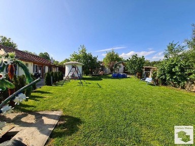 170252 Работеща къща за гости в с. Туркинча, на 20 км. от В. Търново