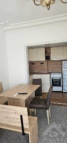 Апартамент с две спални под наем в центъра на Варна