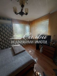 Етаж от ТУХЛЕНА къща на плоча с ГАРАЖ - кв. ПОЖАРНАТА!