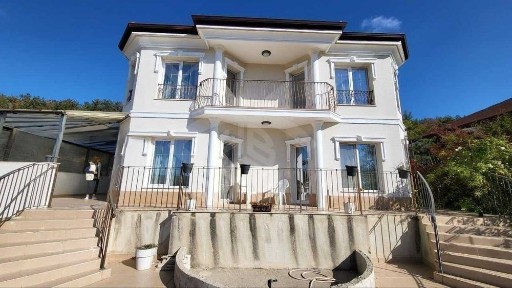 Двуетажна къща в района на Виница- 94873