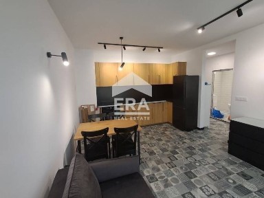 Двустаен обзаведен апартамент под наем, в к-с Варна Сити Парк Юг, в кв