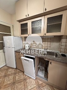Отдава под наем 2-стаен апартамент, до ВИНС и Червен площад