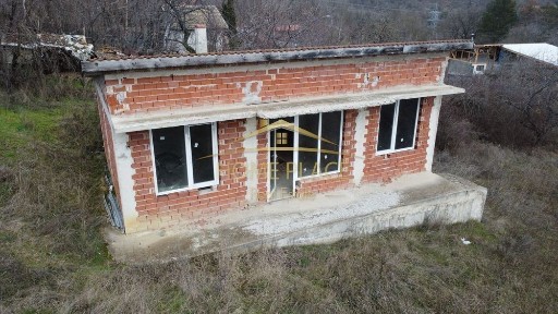 Къща в м-т Планова