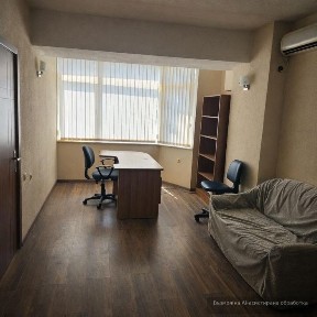 Офис в гр. Варна, Център!