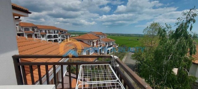 Просторен двустаен в Ахелой- комплекс Винярдс