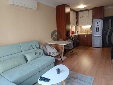 оф. 25805 Тристаен с паркомясто/ Кючук Париж