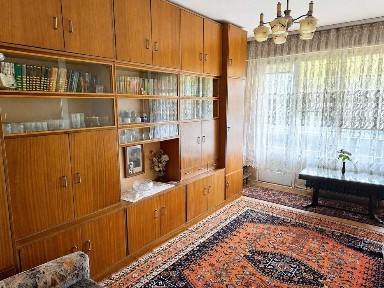 Двустаен, Сторгозия, Лайф