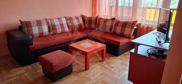 Четиристаен апартамент в района на Зимно кино Тракия - 189441