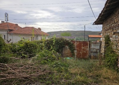 Къща в село Самоводене