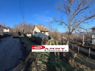 Къща за продажба в с. Пейовци - обл. Габрово