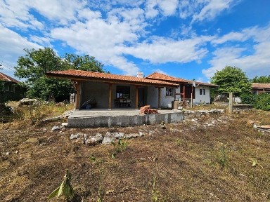 Къща в село Беляковец