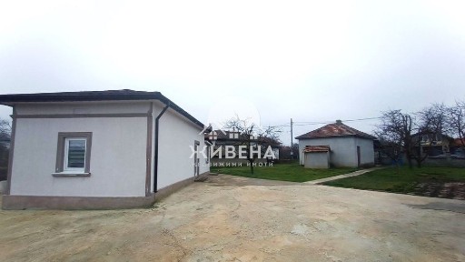 Продава реновирана и обзаведена къща в с. Соколово