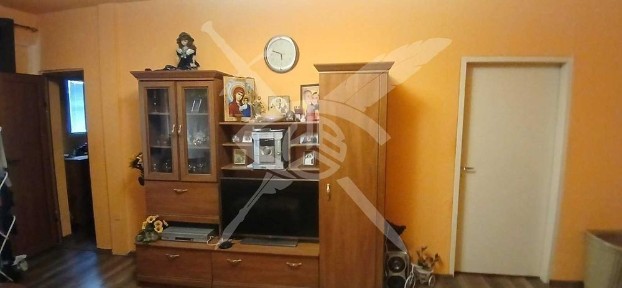 Тристаен апартамент в квартал Изгрев 67712