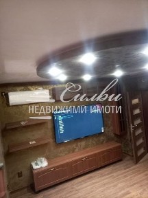 Тристаен ТУХЛЕН апартамент - кв. Пазара !