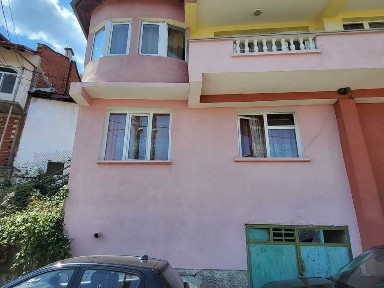 Продава къща в гр. Пещера