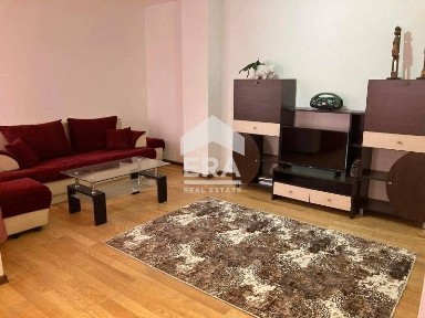 Ексклузивно! Втори етаж от къща за продажба, район 