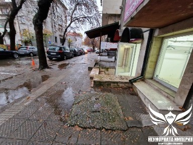 Под наем 12кв помещение, офис, студио, магазин в гр. Пловдив, център
