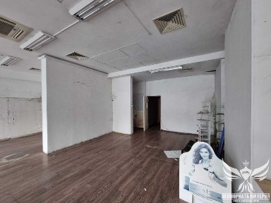 Продавам магазин, помещение, склад 200кв. в гр. Пловдив, център