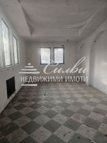Магазин на ДВА етажа - гр. Каспичан