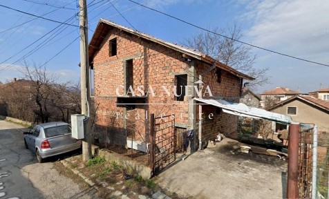 Къща в гр. Перник, кв. Църква