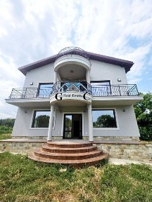Нови къщи 243м2, двор 456м2, 189000 евро, Равна гора