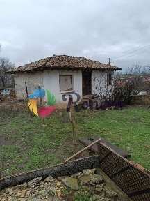 Къща в Варна, област-с. Кичево